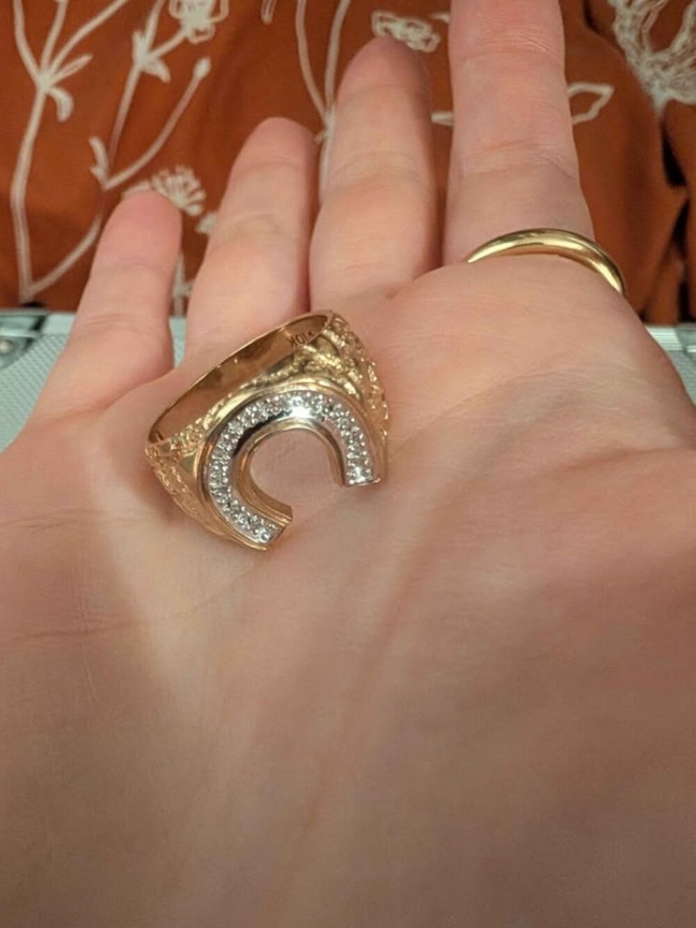 10k Gold size 9.5 Men's Horseshoe Landman Cowboy Ring - Picture 8 of 9